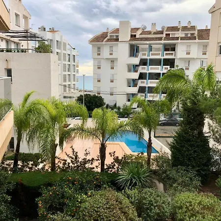 Exclusive Beachside 3 Bedroom With Pool In Apartment *