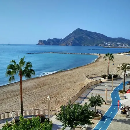 Exclusive Beachside 3 Bedroom With Pool In Altea